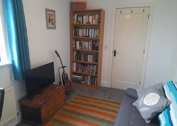 Alojamento de Acomodação e Pequeno-almoço Double Room, Living Space And Bathroom, In A Family Home, Near Ulverston Pennington